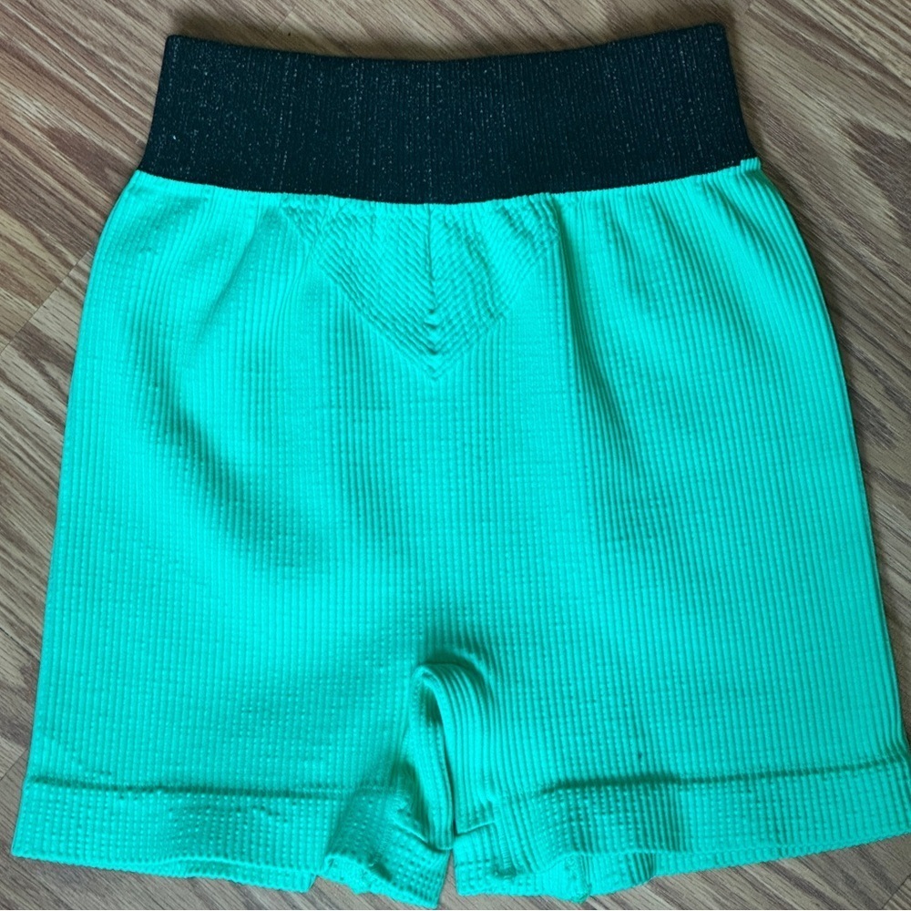 FP Movement Free People Fresh Cut Green Athletic Ribbed Shorts Size XS/S - Picture 7 of 13
